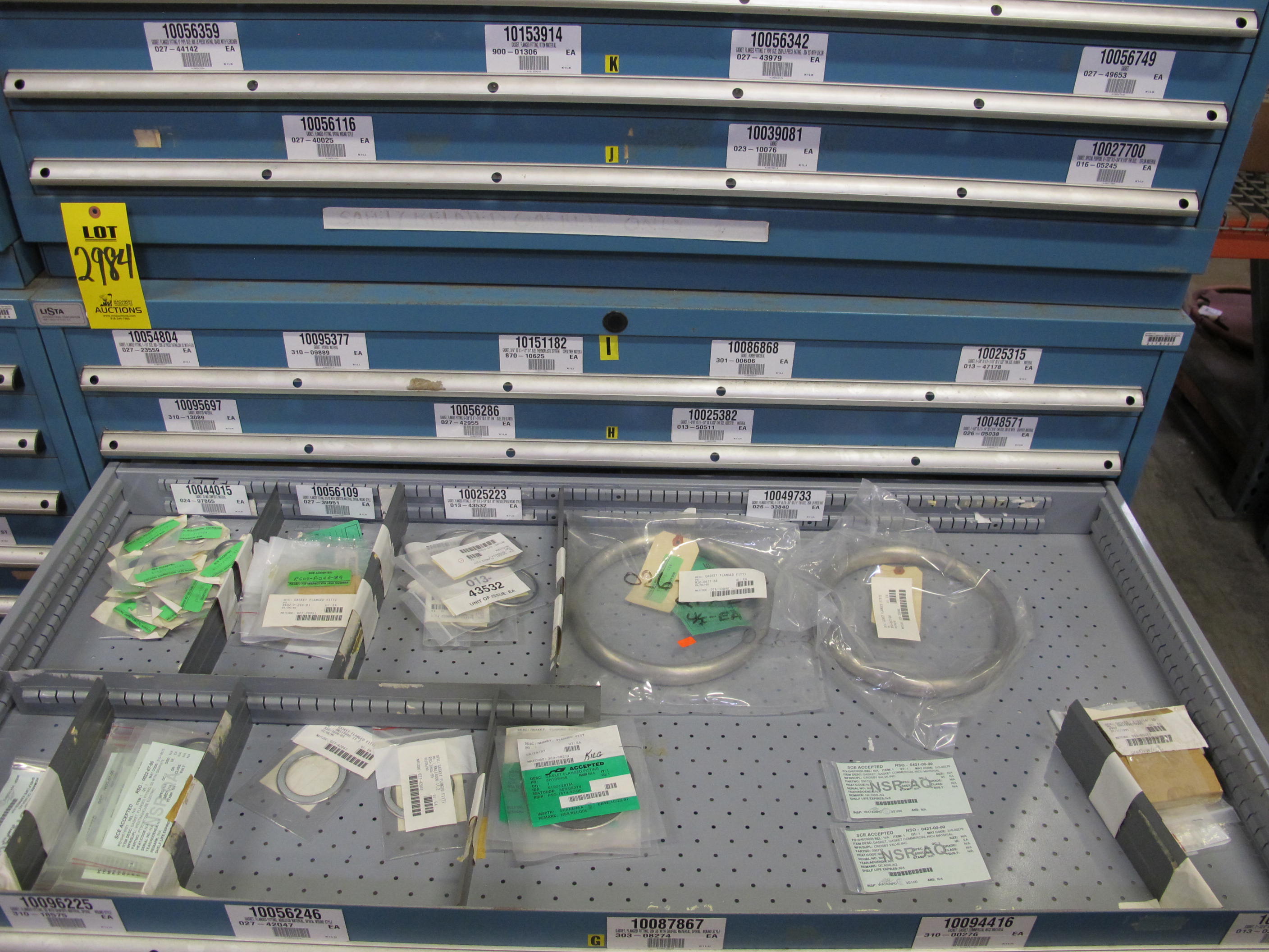 LISTA HEAVY DUTY 9-DRAWER PARTS CABINET W/ CONTENTS (W-50) LOADING & HANDLING FEE $25-